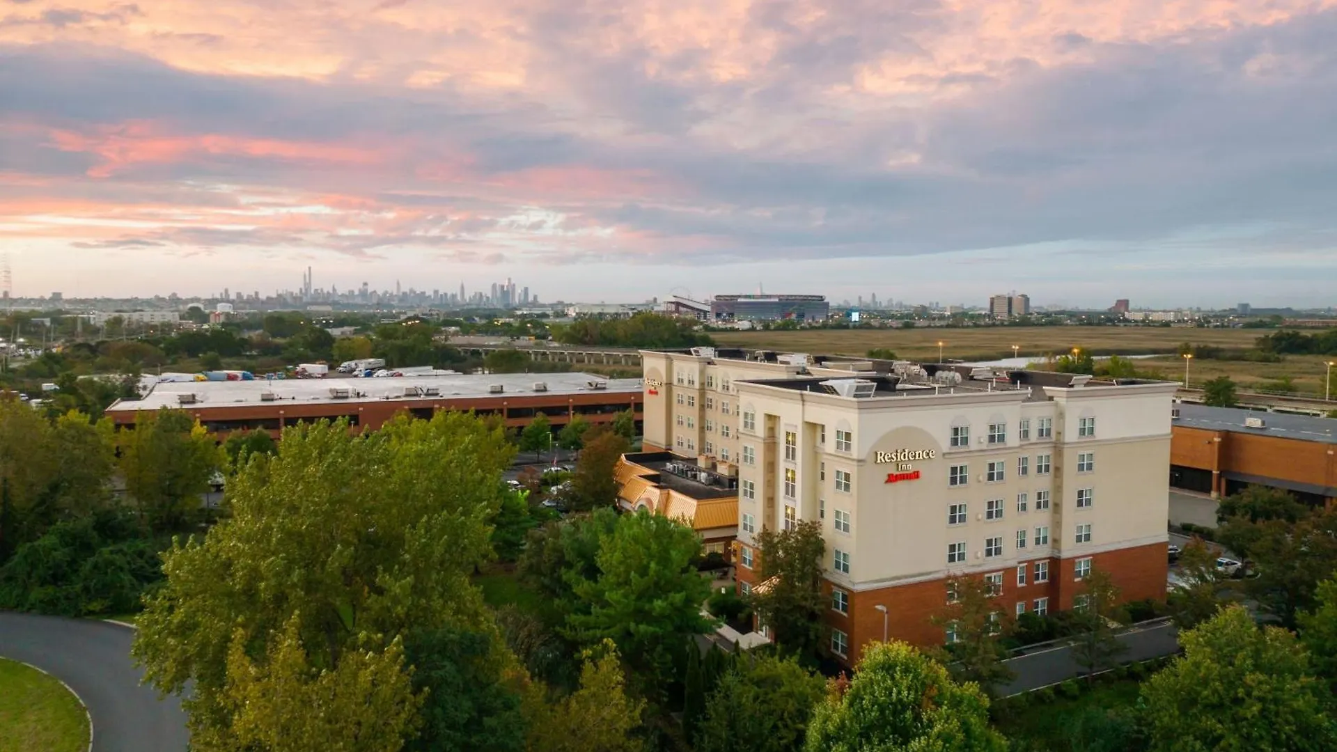 Residence Inn East Rutherford Meadowlands 3*,
